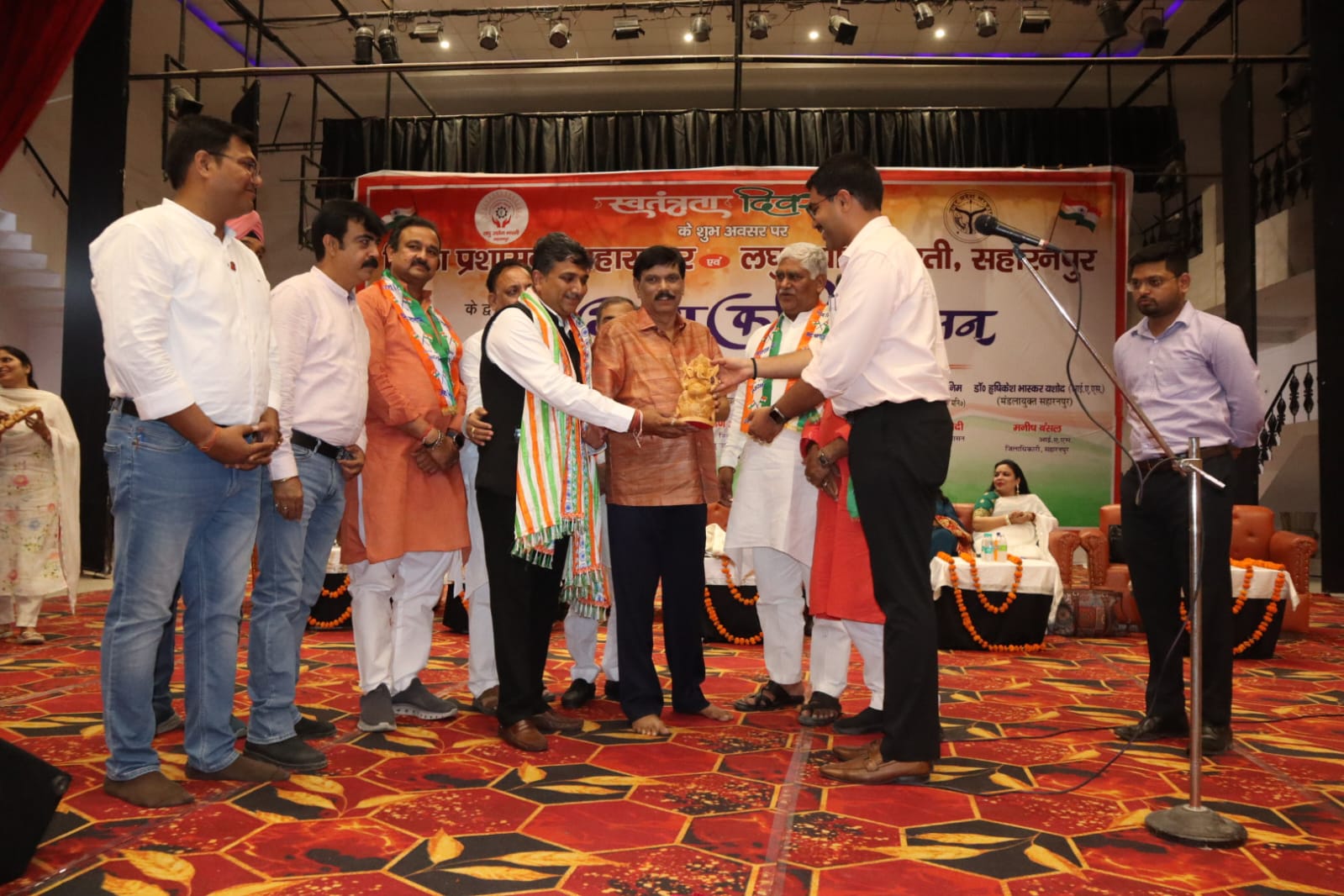 A grand kavi sammelan full of patriotism was organized on the auspicious occasion of Independence Day