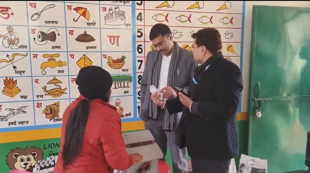 District Magistrate inspected the VHND session