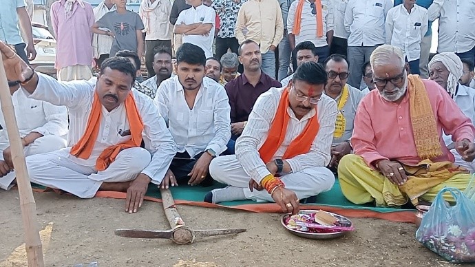 Bhoomipujan of works worth Rs 1 crore 10 lakh was done in Barwani