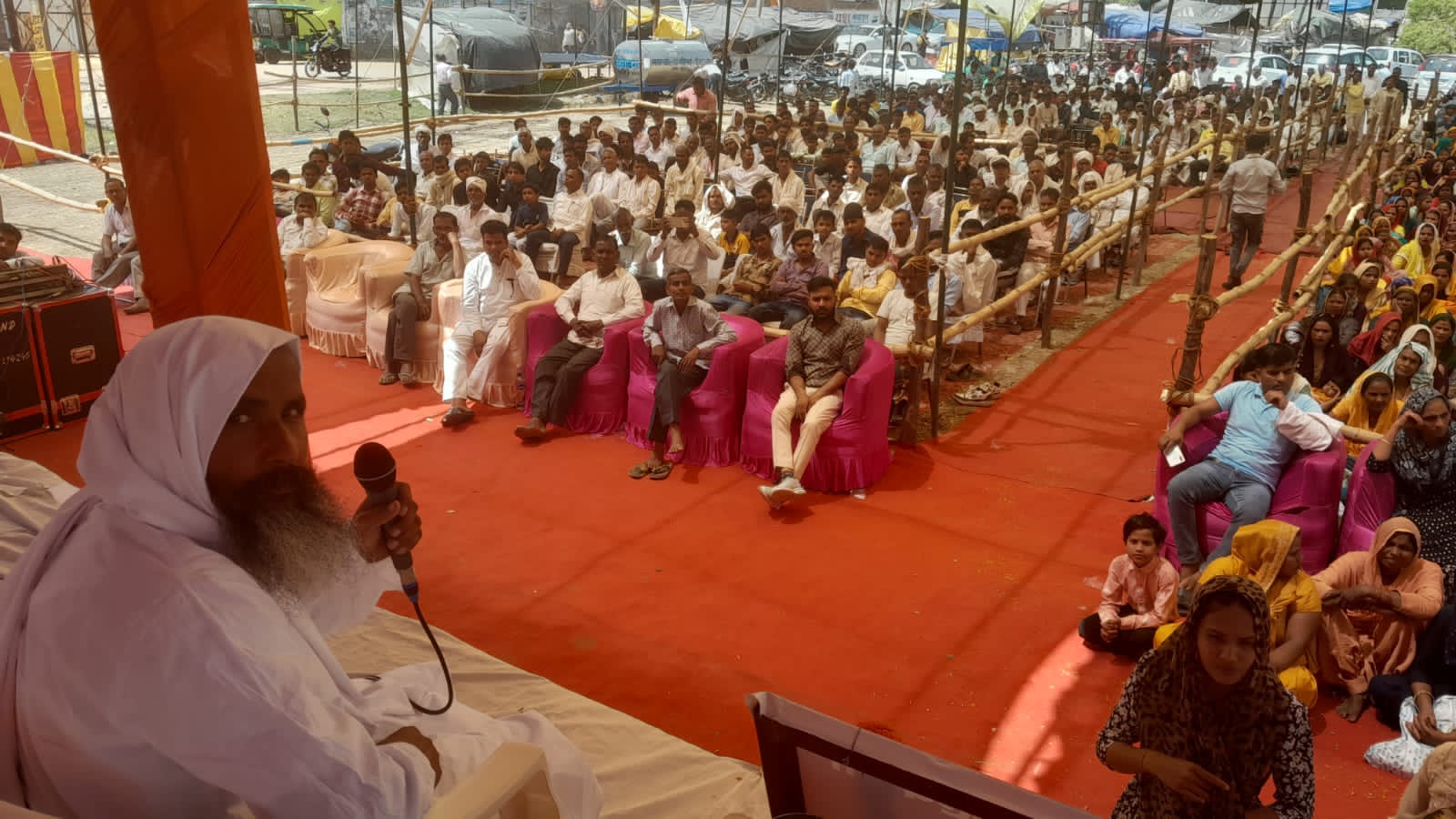 The nectar of the story of Shiromani Saint Guru Ravidas Ji Maharaj was showered in Maa Bala Sundari Devi Fair Pandal