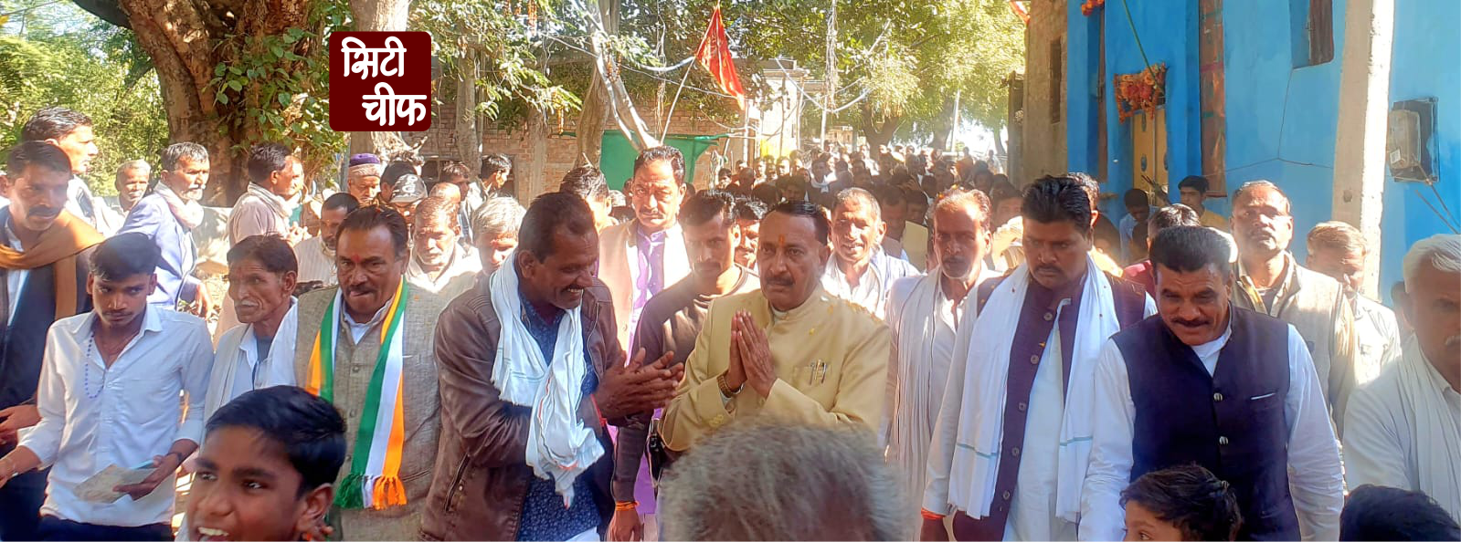 The MLA met the villagers by setting up a village-choupal