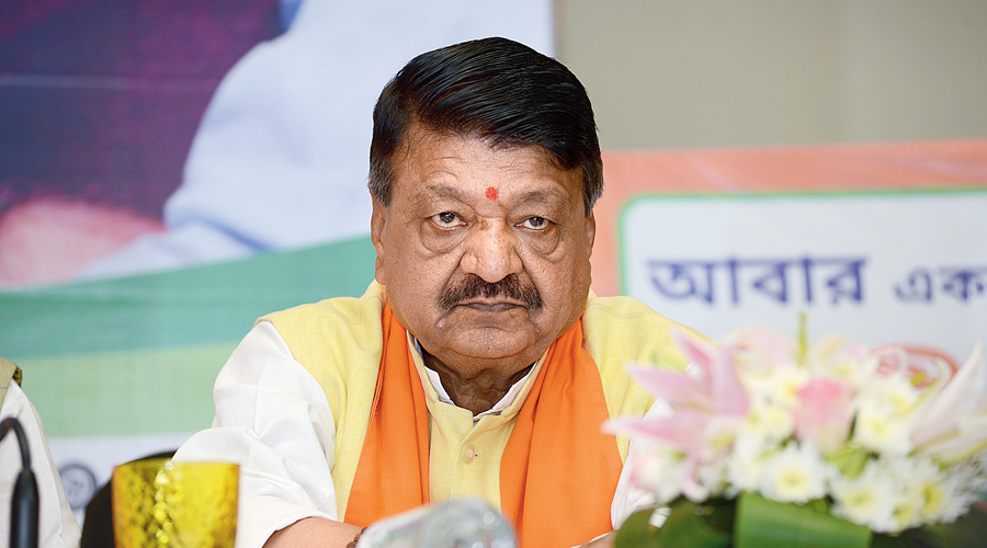 I am a national level leader, I do not answer the questions of Nali Narada...Cabinet Minister..