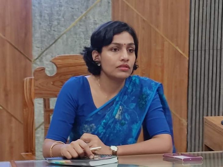 Collector Ms. Jain inspected CM Rice School and Procurement Centers of Ghansaur Block and reviewed the arrangements