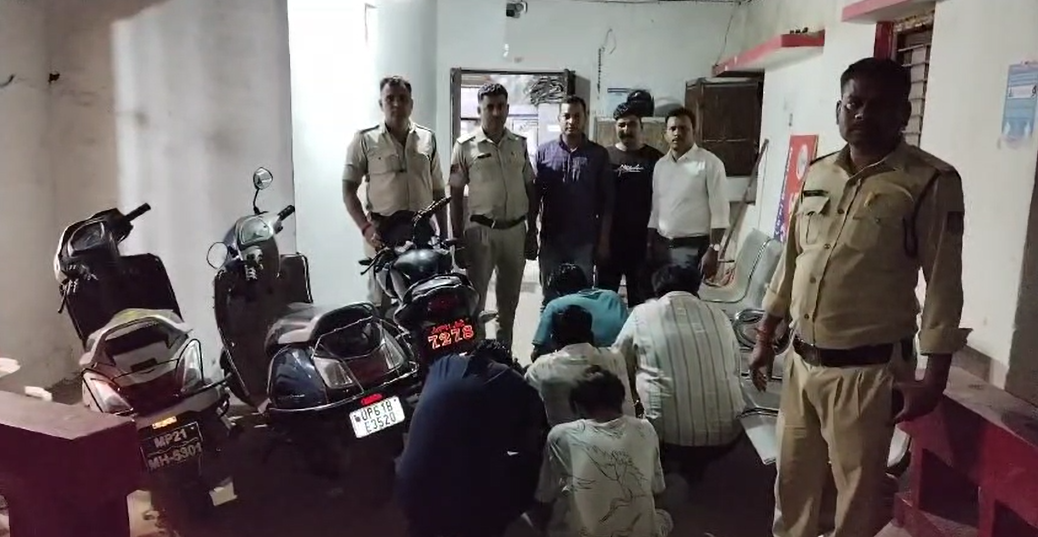 Action taken against gamblers in Katni