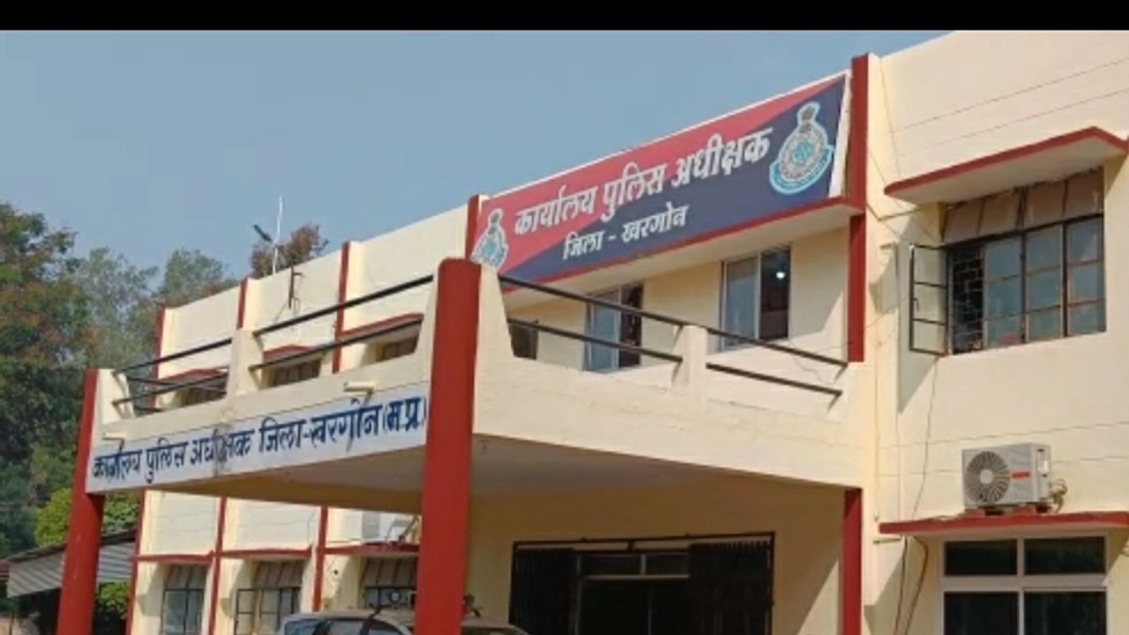 One lakh 25 thousand silver idols stolen from Jain temple of Khargone
