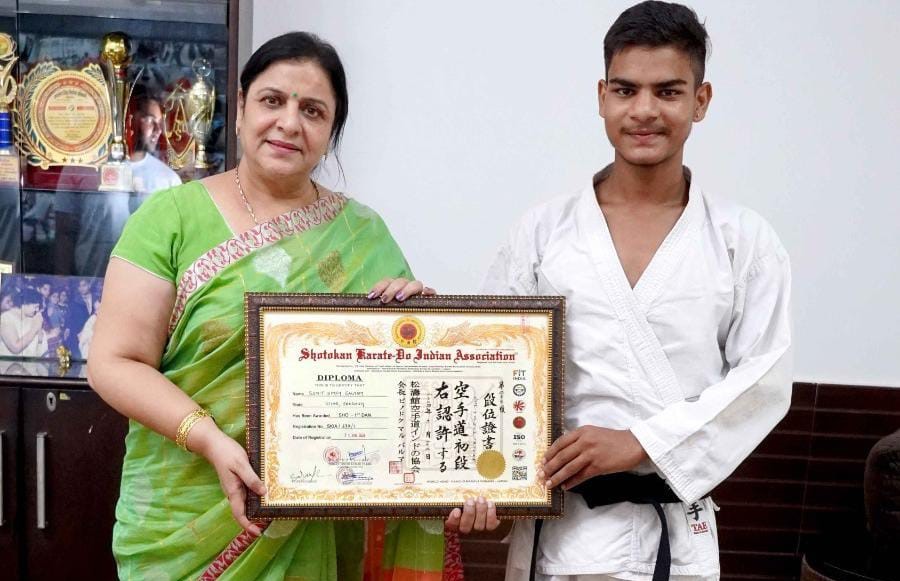 Doon Valley Public School Deoband student Somit Singh Gautam achieved historic success in Karate