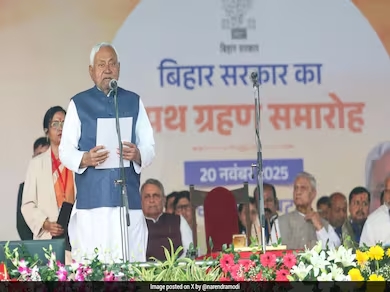 Nitish Kumar sworn in