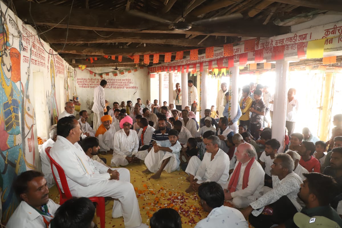 Congress candidate Karada lashed out at BJP during public relations, said the party is struggling with bloody conflict among itself