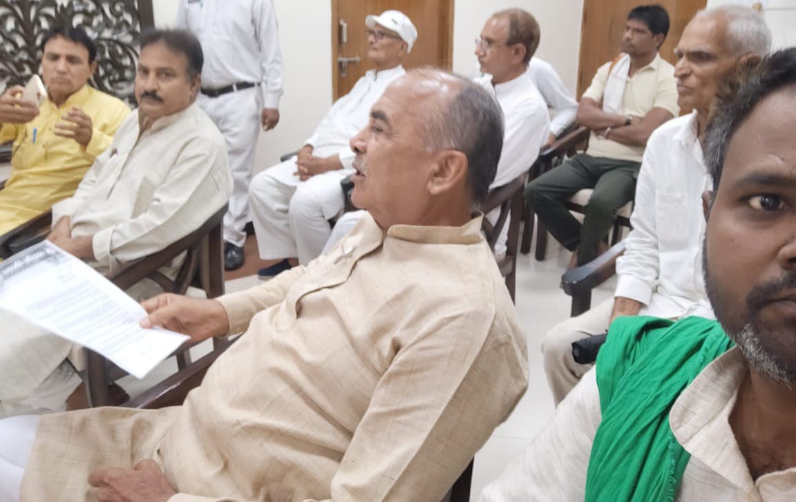 Farmers will have to fight a big battle for the creation of a separate western state and to make the remunerative price of sugarcane Rs. 700 per quintal: Bhagat Singh Verma