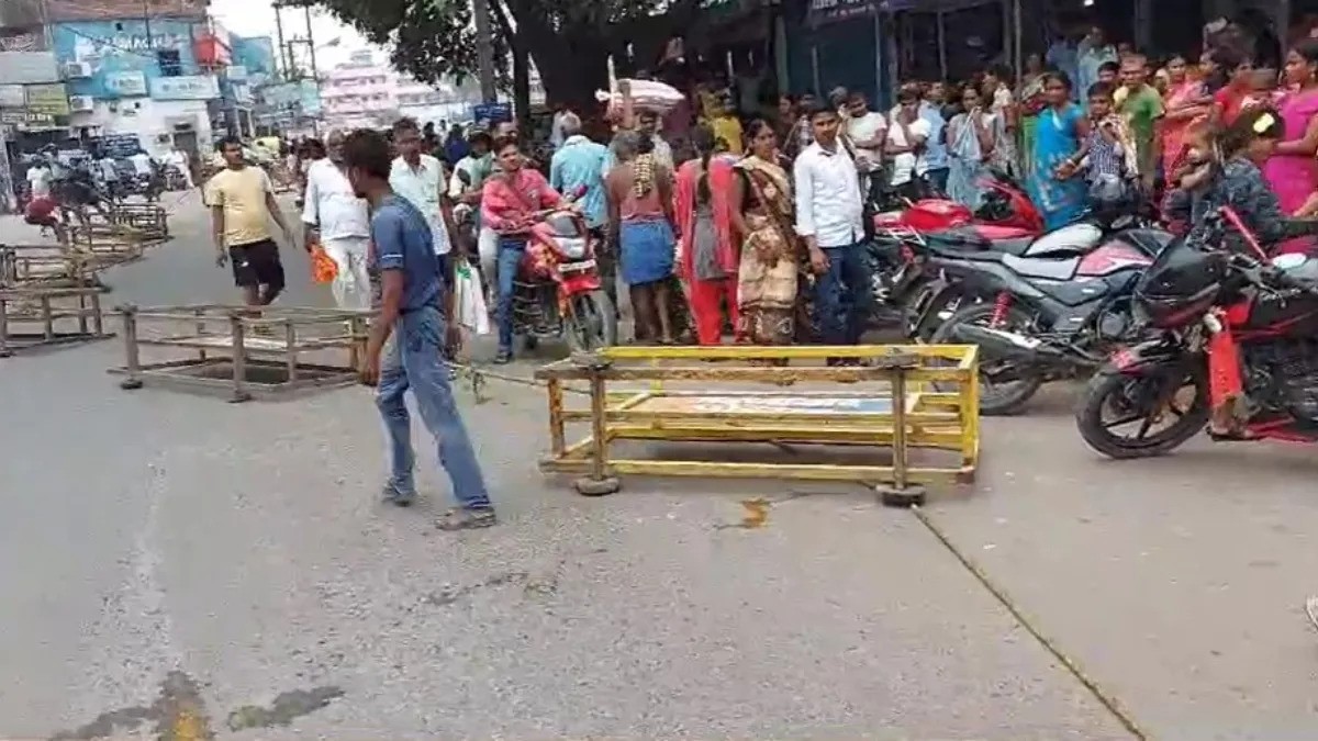 The lover went to meet his girlfriend on the night of Dussehra and was murdered