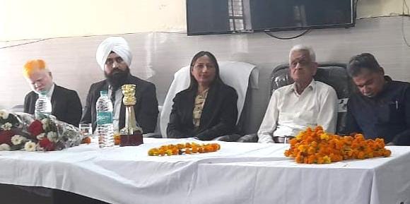 Farewell ceremony organized on transfer of Additional District Sessions Judge Nidhi to Badaun