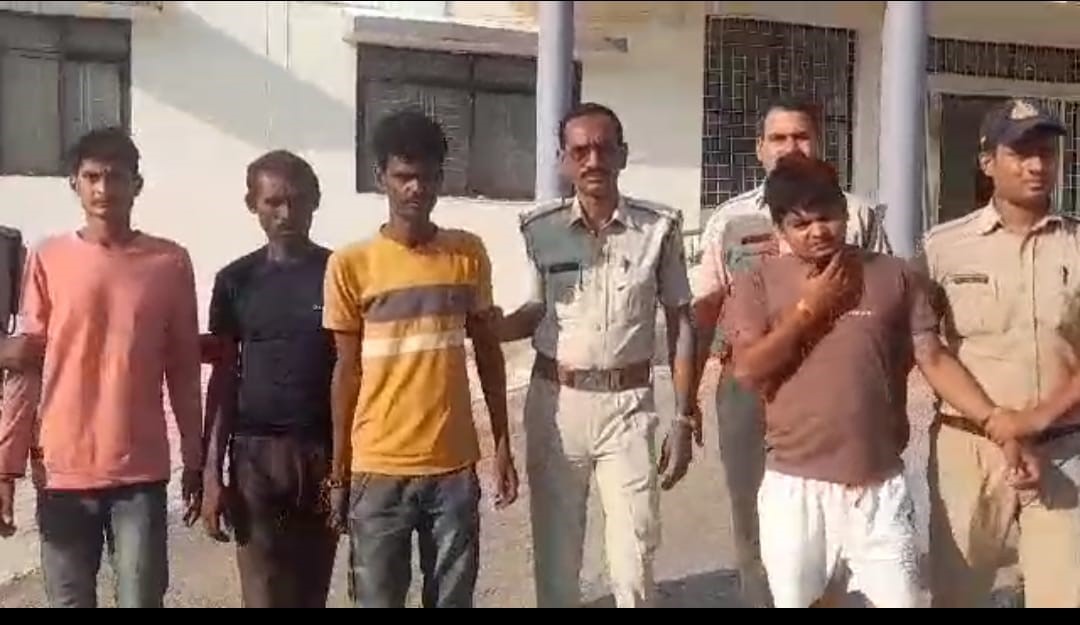Teenage girl gang raped, police arrested the accused