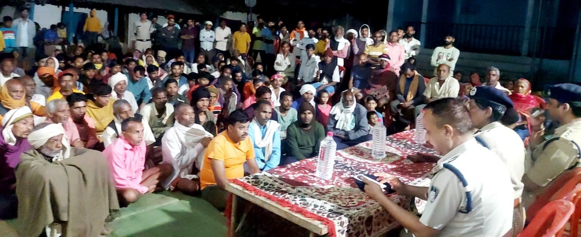 Public dialogue was held in the presence of Deputy Inspector General of Police in Karaundi village