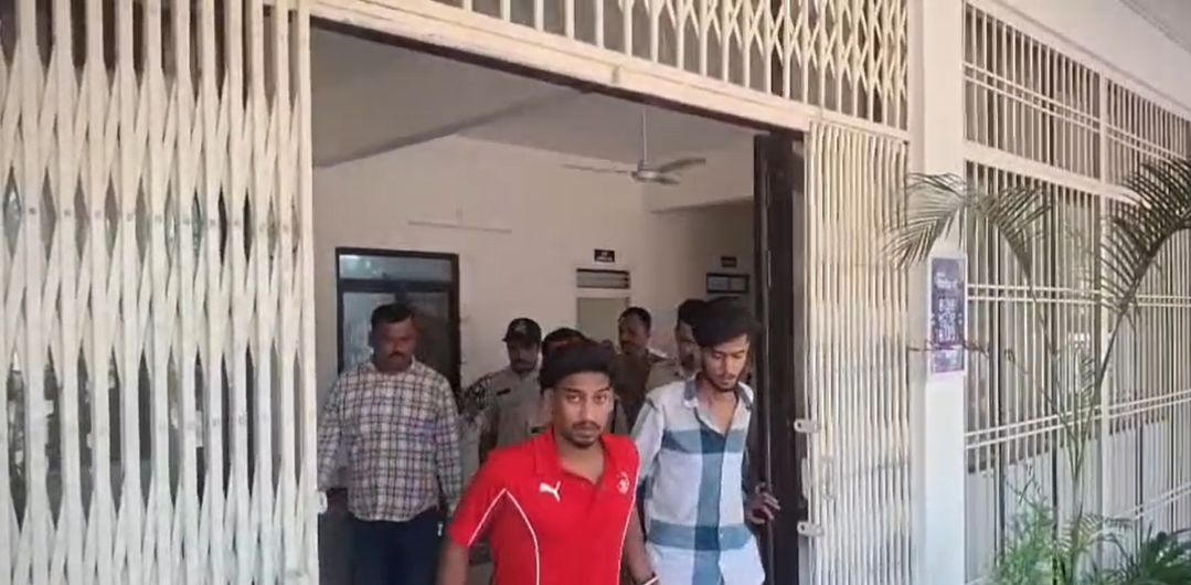 Young man attacked with knife near postmortem house in Katni
