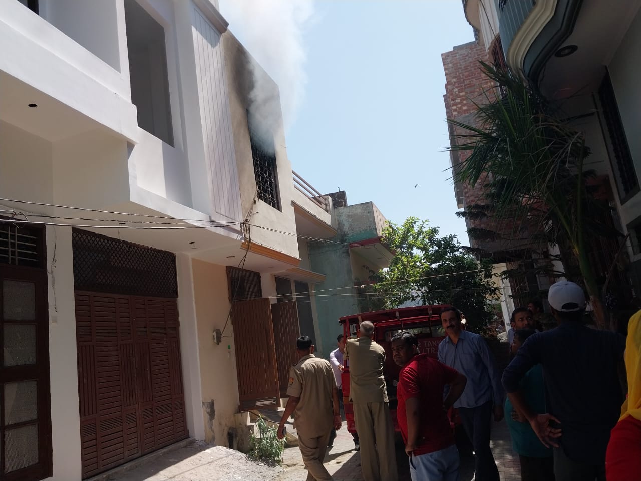 Fire broke out in a closed house in Deoband
