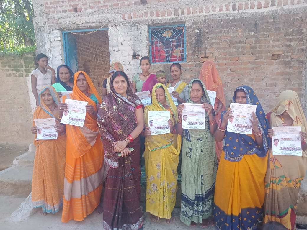 Madhya Pradesh Election: Plans and promises reached door to door with the hard work of party leaders
