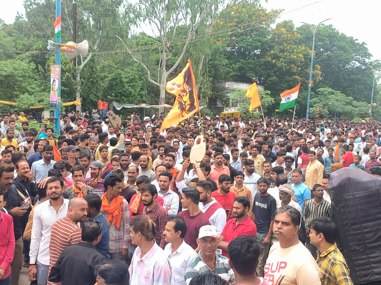 Heavy police deployed in Dhar: Cultural Heritage Defense Committee submitted memorandum to Collector