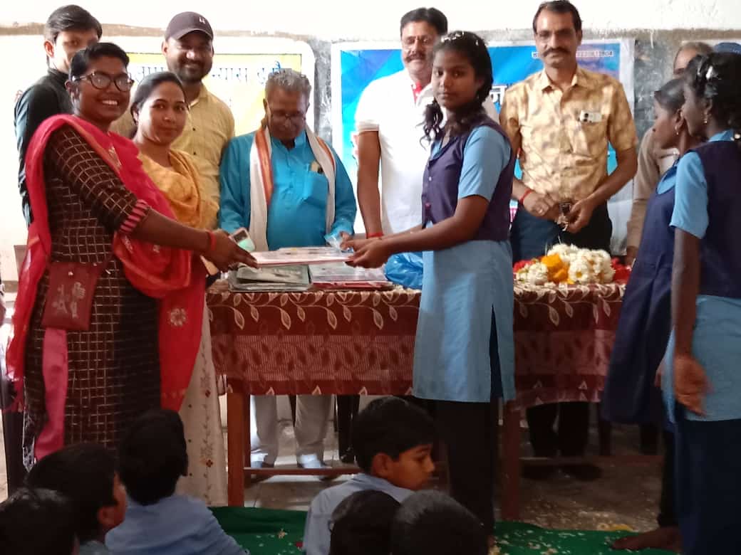 Farewell program of class 8th boys, girl students in secondary school Abhaypur