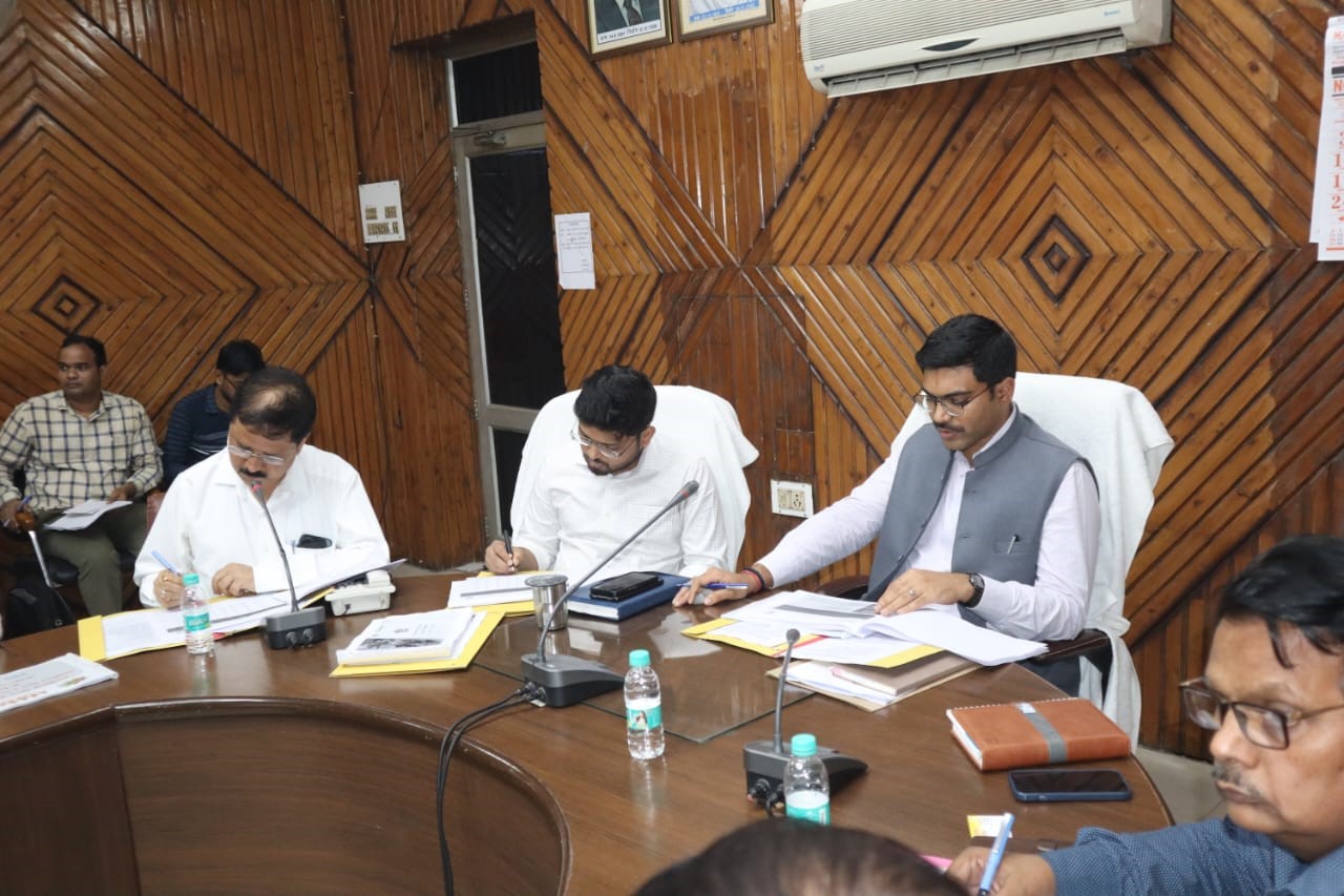 District Sanitation Committee meeting held under the chairmanship of District Magistrate