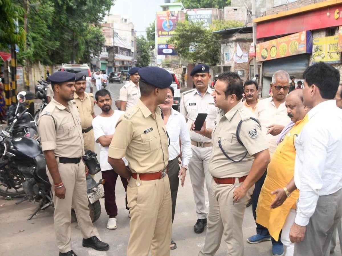 Patrolling of streets with 550 bikes and 3000 vehicles on roads,