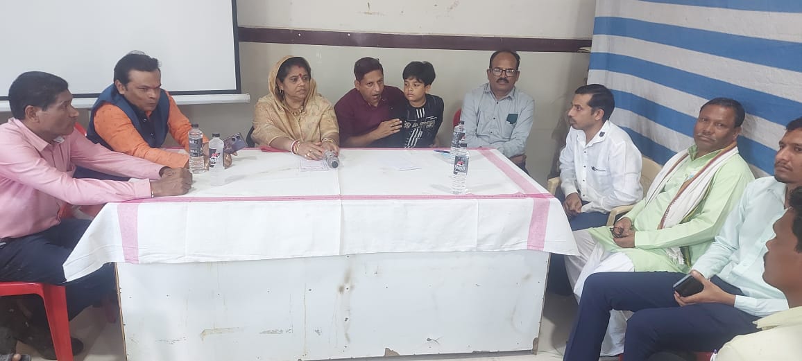 MLA Anubha Munjare appointed a doctor in Lalbarra hospital