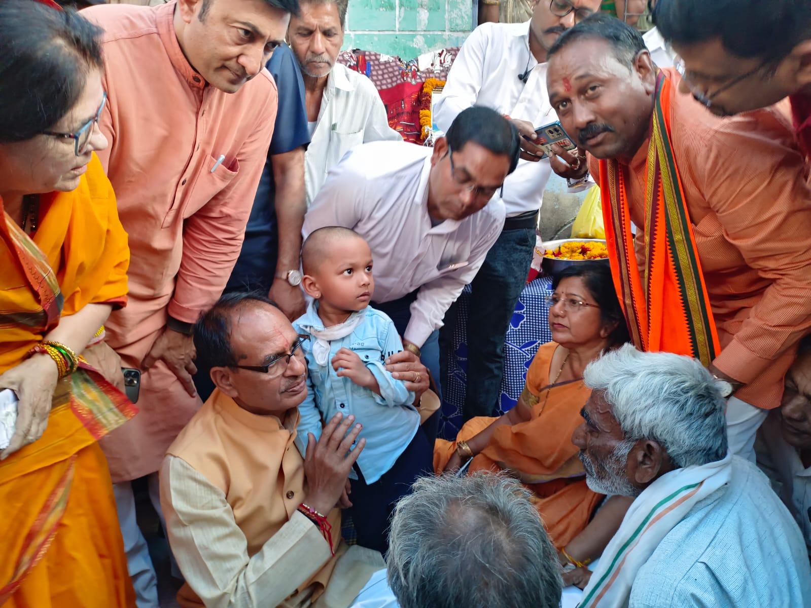 CM Shivraj suddenly reached Dhar