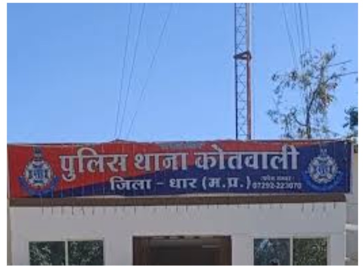 Theft in an empty house, the miscreants took away even the groceries… here wheat was stolen from the Santoshi Mata temple