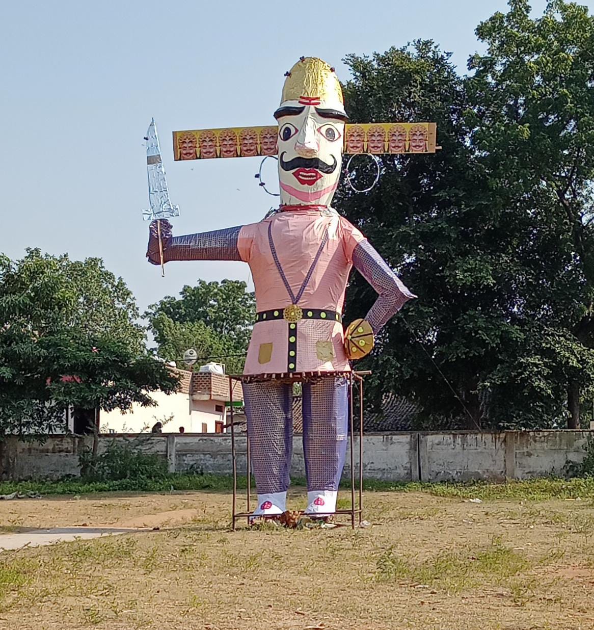 41 feet effigy of Ravana was made in Nanpur of Alirajpur