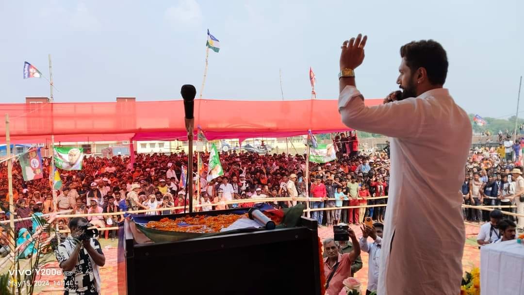 Chirag Paswan did a roadshow in Hajipur, Bihar