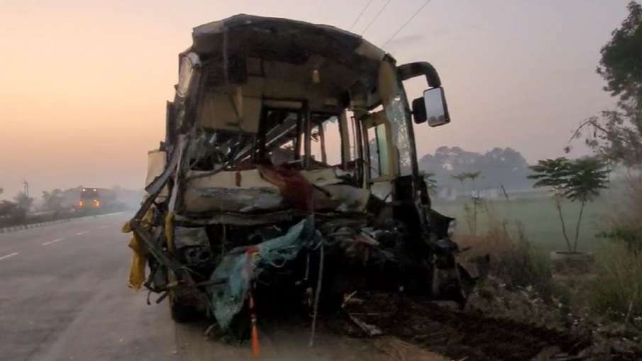 Major road accident in Jaunpur-