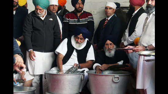 The FIR registered in the case of attack on Sukhbir Badal ha...