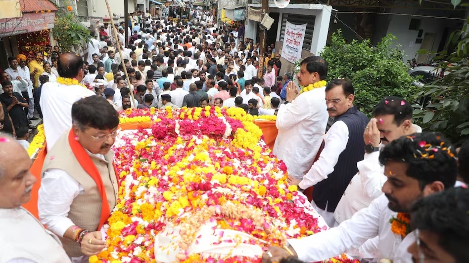 Last journey of CM Mohan Yadav's father