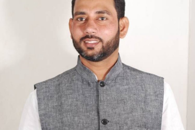 In Fatehpur, Daud Chhapra, Khairma Darp villages, electricity bill is being charged at urban rate: Farooq Shaikh, Bihar Legislative Council member