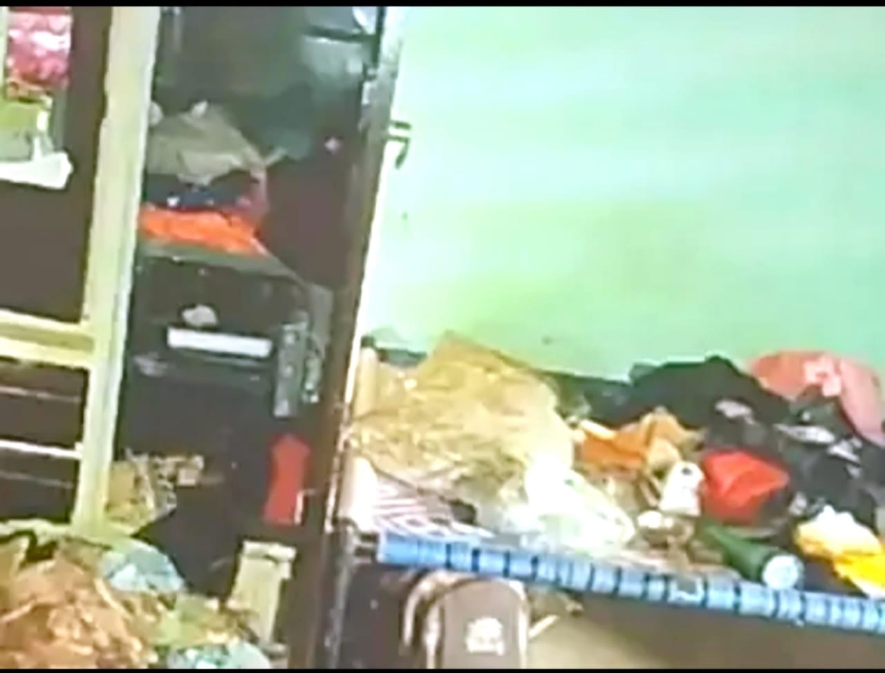 Theft in a house in Deoband, Saharanpur, family members were sleeping in the courtyard