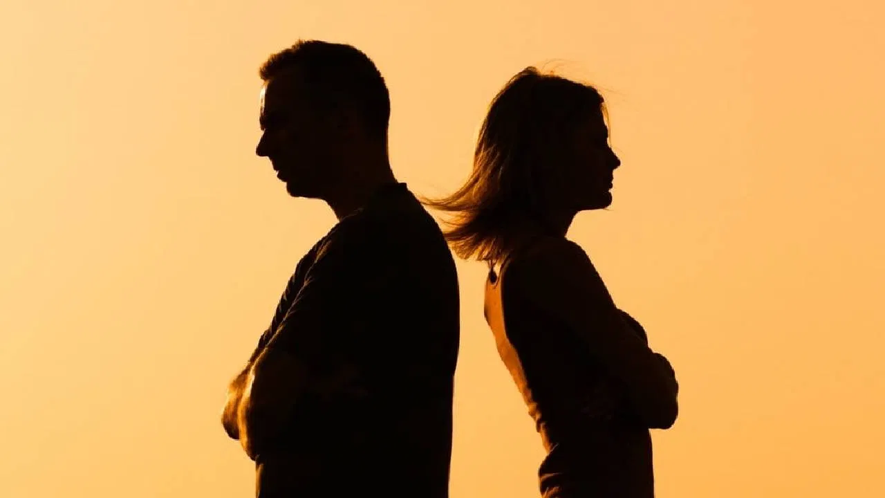Dispute between husband and wife over paying EMI