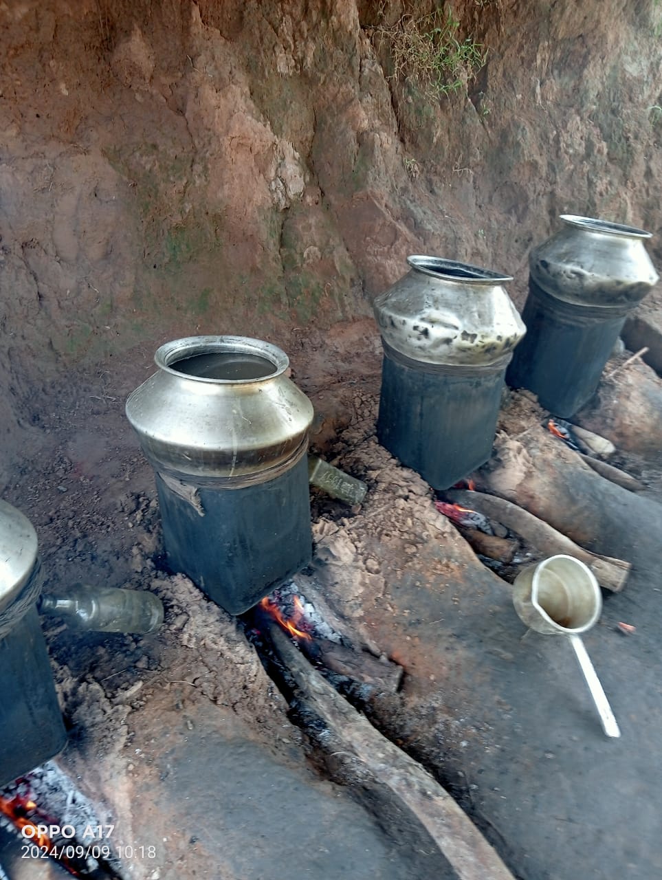 Police action on complaint of villagers in Chitrakoot, Satna