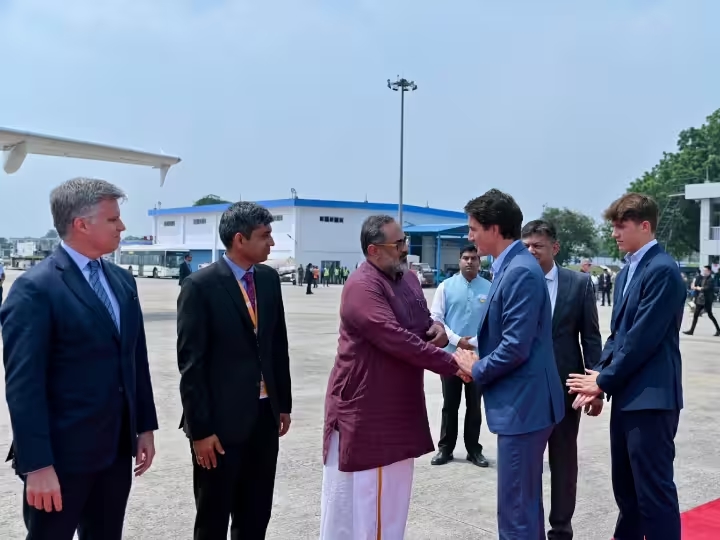 PM Justin Trudeau stayed in India for two days due to technical fault in the plane