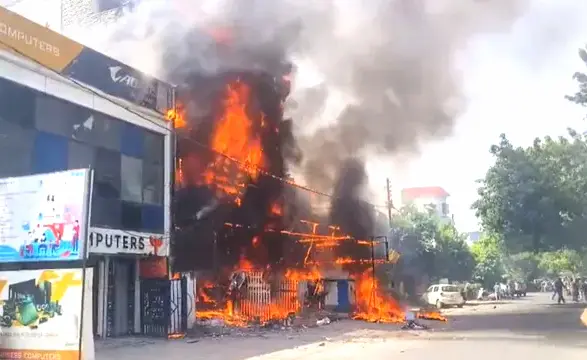 Fire Breaks Out at Lucknow Coaching Center