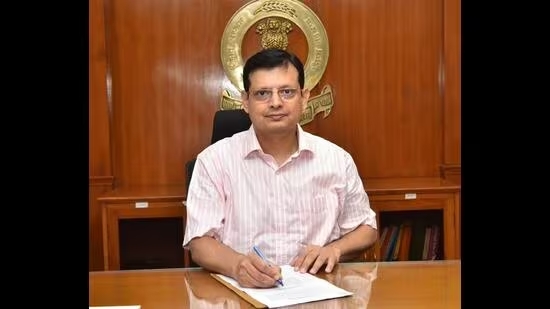 Satna Collector said