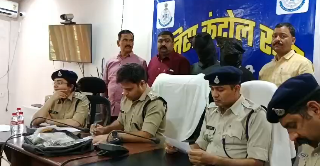 A case of robbery worth Rs 5 lakh came to light in Chandak Chowk of Kotwali police station area in Katni