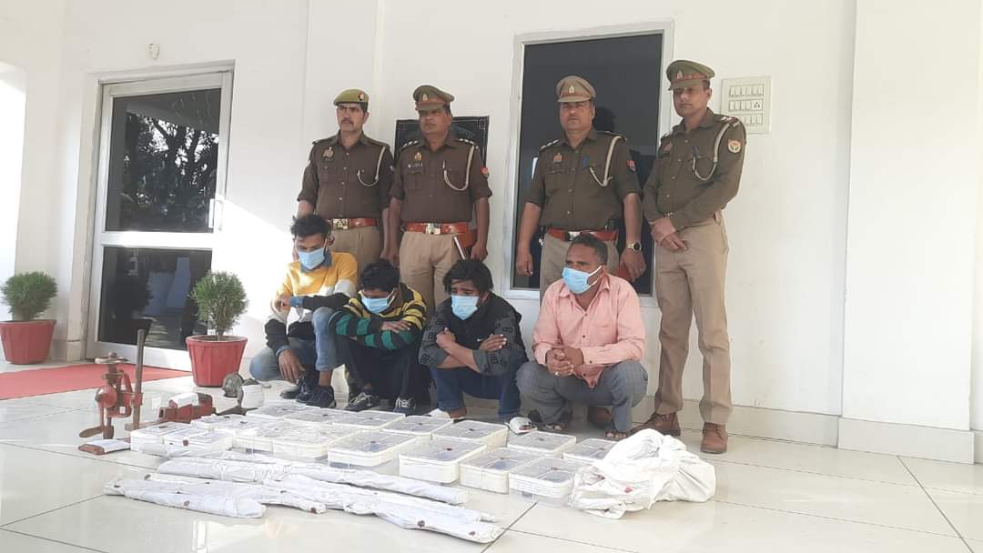 Saharanpur police station Nakur busted an illegal arms factory and arrested four vicious accused