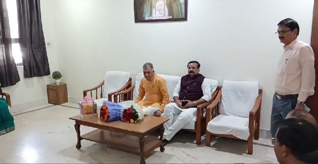 Higher Education, Technical Education and AYUSH Minister Mr. Inder Singh Parmar reached Katni
