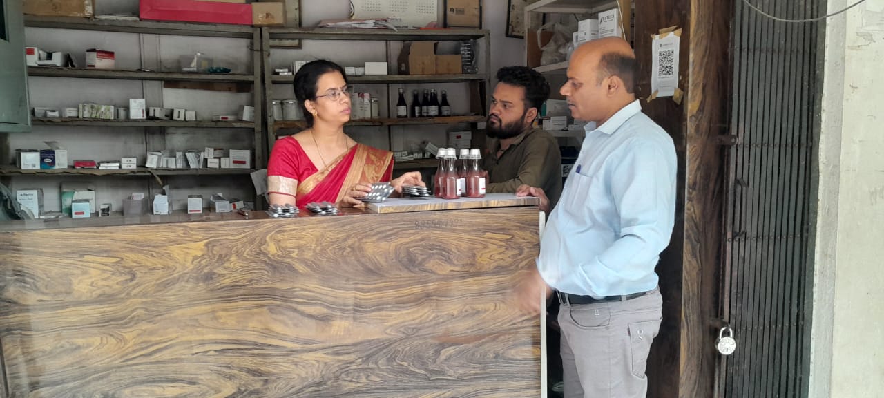 Food and Drug Administration conducted surprise inspection of medical stores and retail cosmetic shops in Damoh
